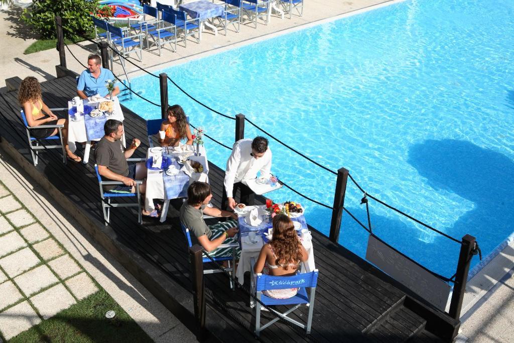 ג'וליאנובה Seapark Spa Resort מראה חיצוני תמונה